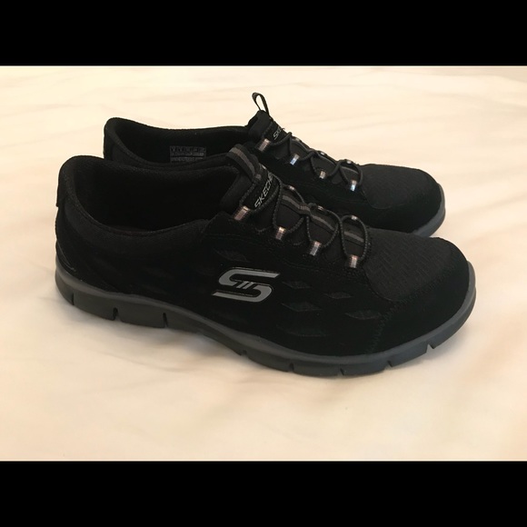 air cooled memory foam ladies skechers